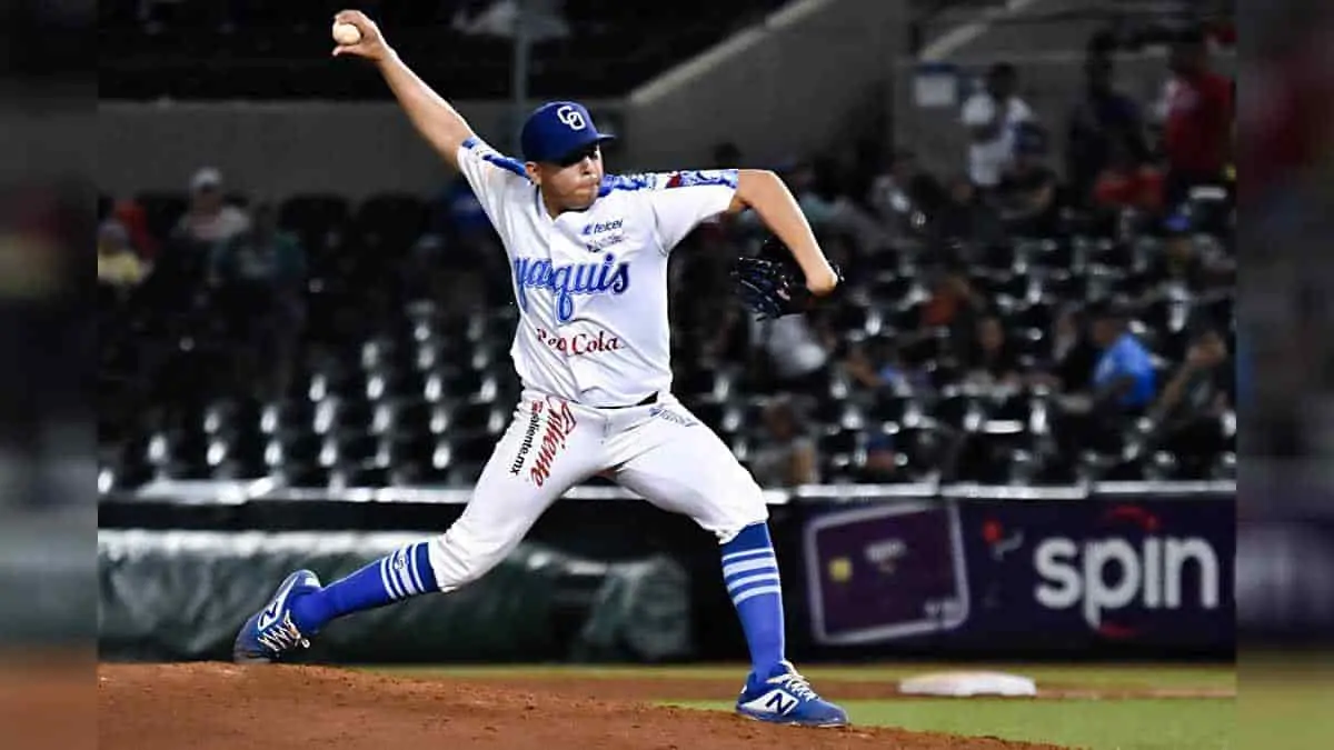 Yaquis da pelea en Mazatlán