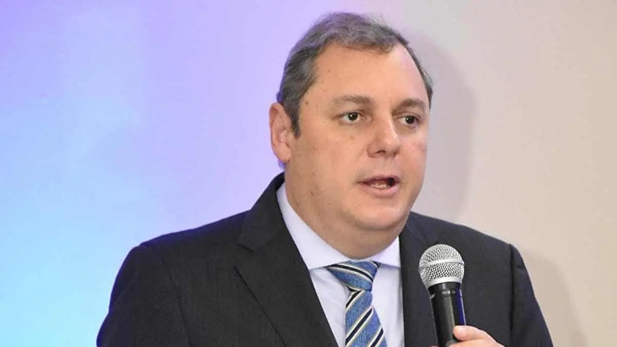 México debe cambiar el capitalismo de cuates