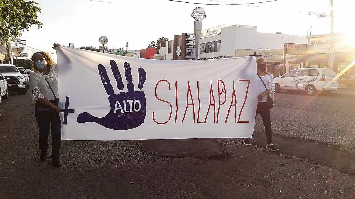 Mujeres marchan por la paz en Ciudad Obregón