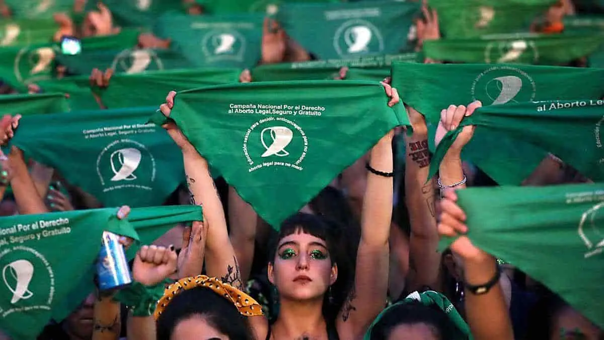 Sigue la criminalización del aborto en Sonora