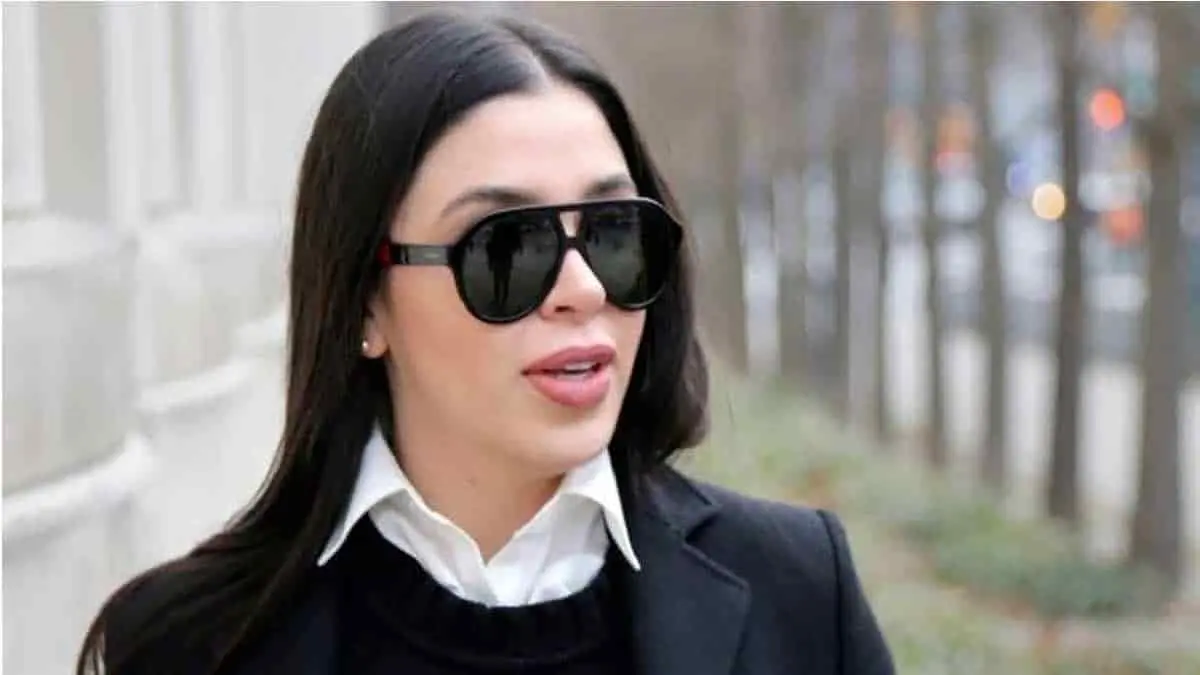 Sentencian a Emma Coronel a 3 años de prisión