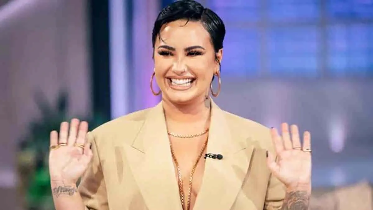Demi Lovato dice que fue ovacionada por fantasmas en un concierto