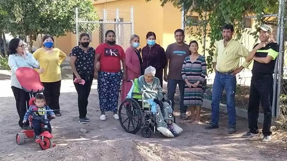 Vecinos de la Constitución protestan contra el Oomapasn