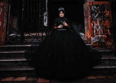 VIDEO: Quinceañera hace sesión de fotos en casa de narcosatánicos