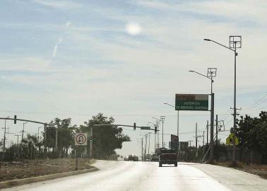 Oscuridad impera en la carretera Internacional