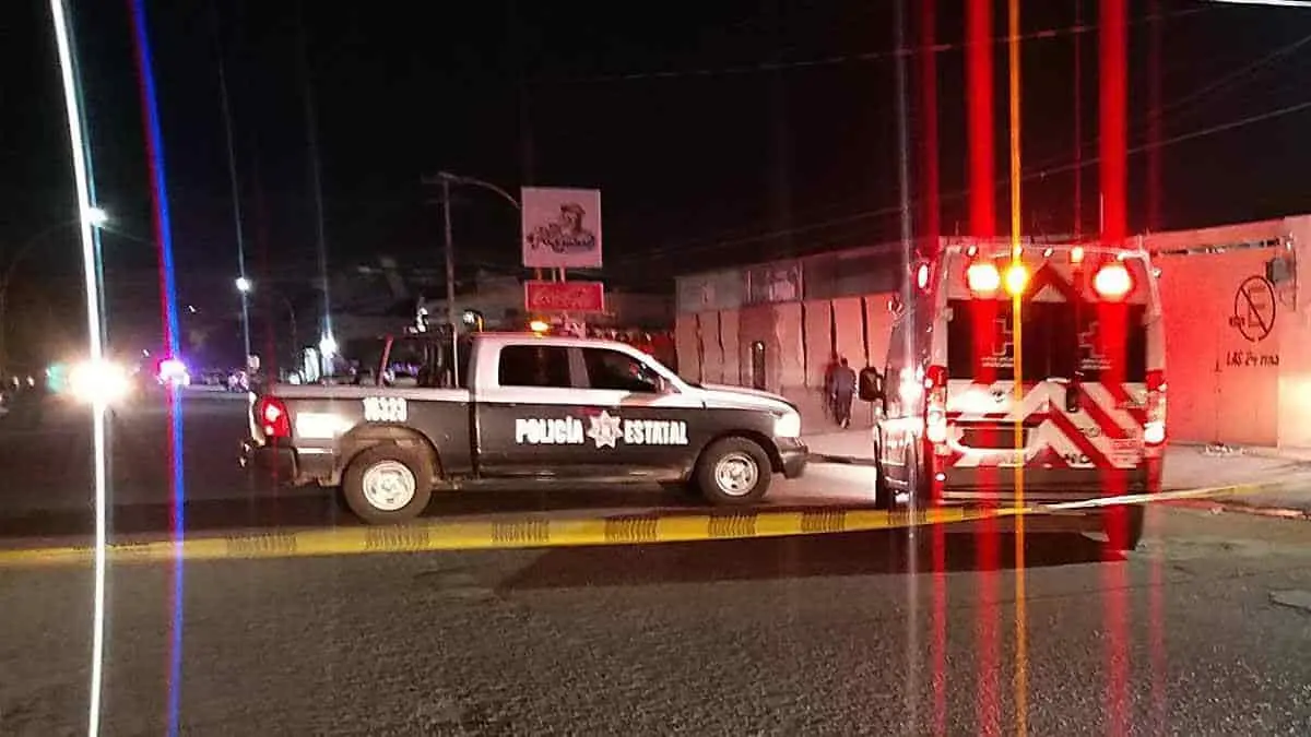 Acribillan a dos en expendio de la Hidalgo