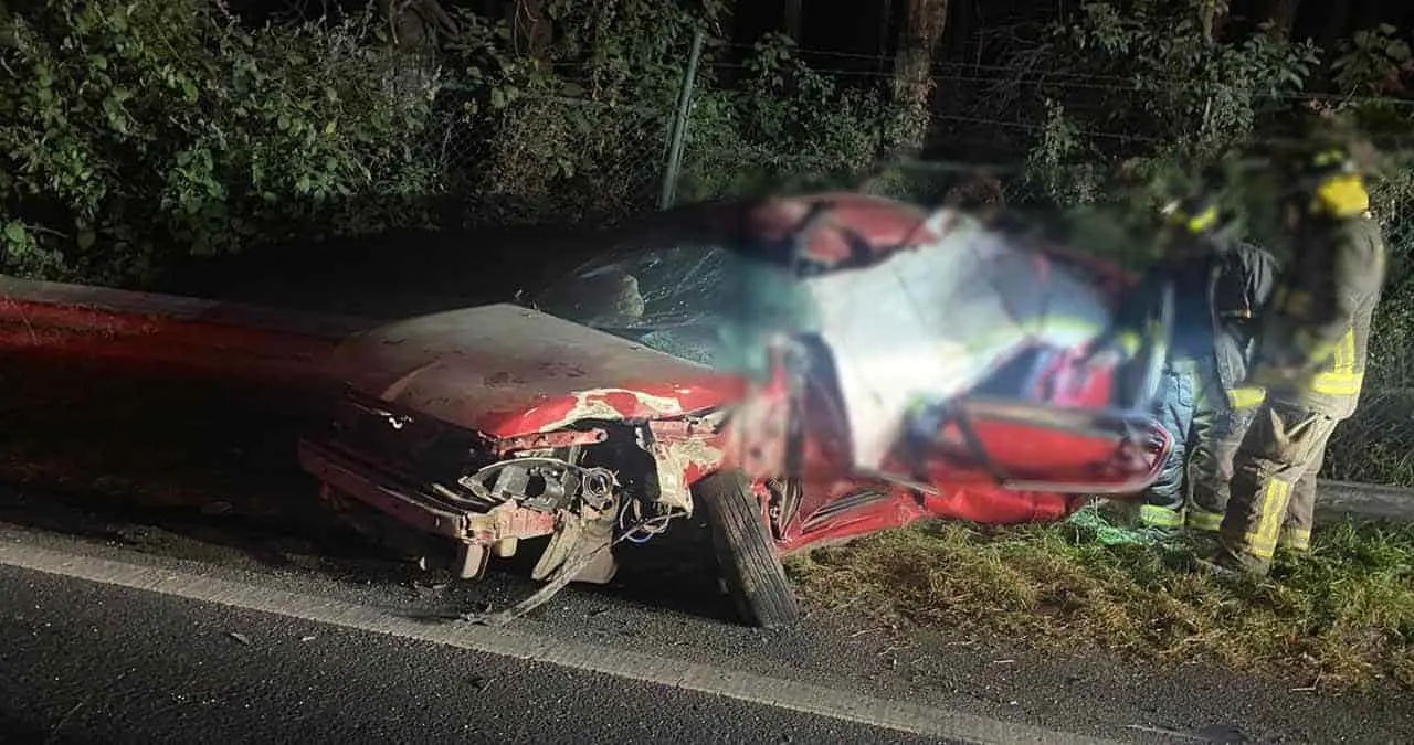 Percance en Carretera Federal deja dos muertos y tres lesionados