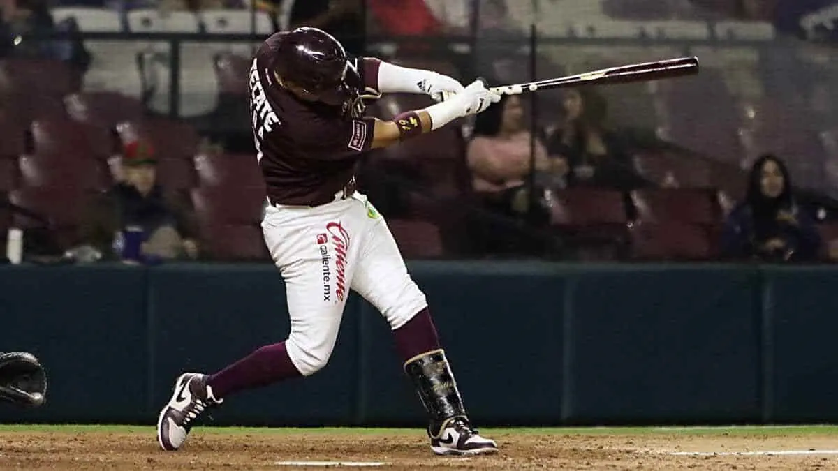 Tomateros gana y sueña con los playoffs