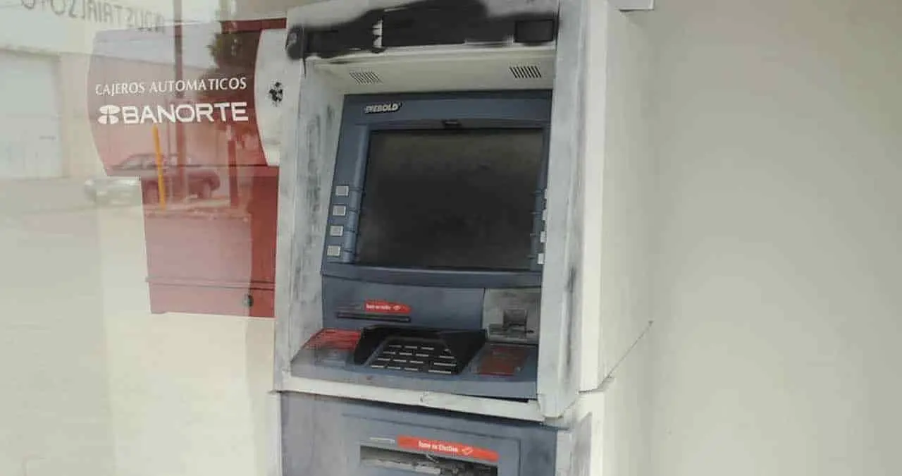 Intentan llevarse cajero automático