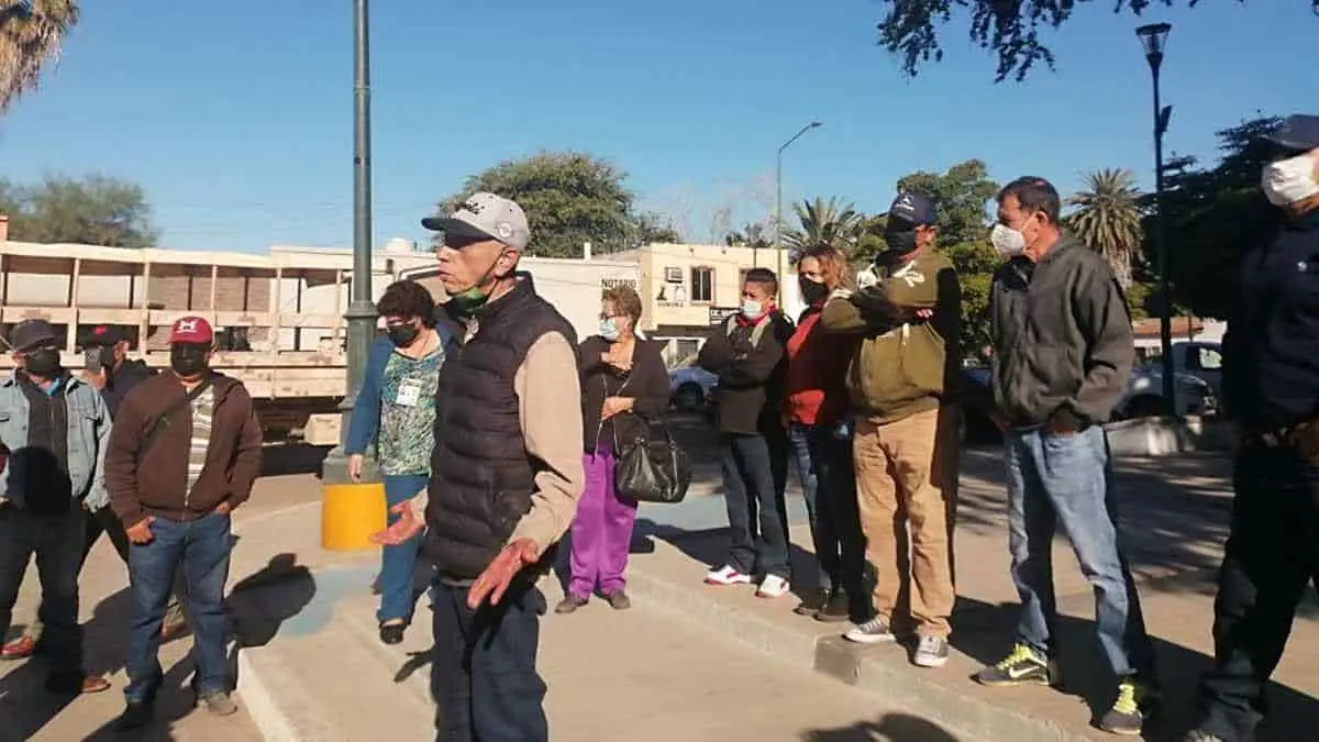 Jubilados de Huatabampo reclaman aguinaldo