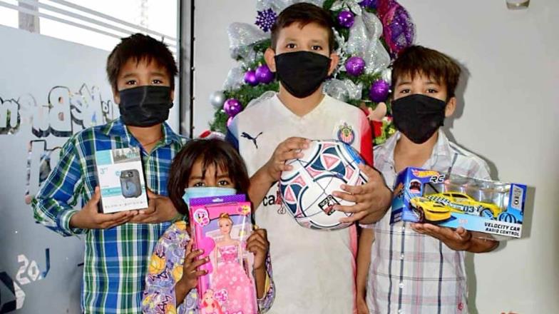 ISA Multimedia cumple el Deseo Navideño de niñas y niños