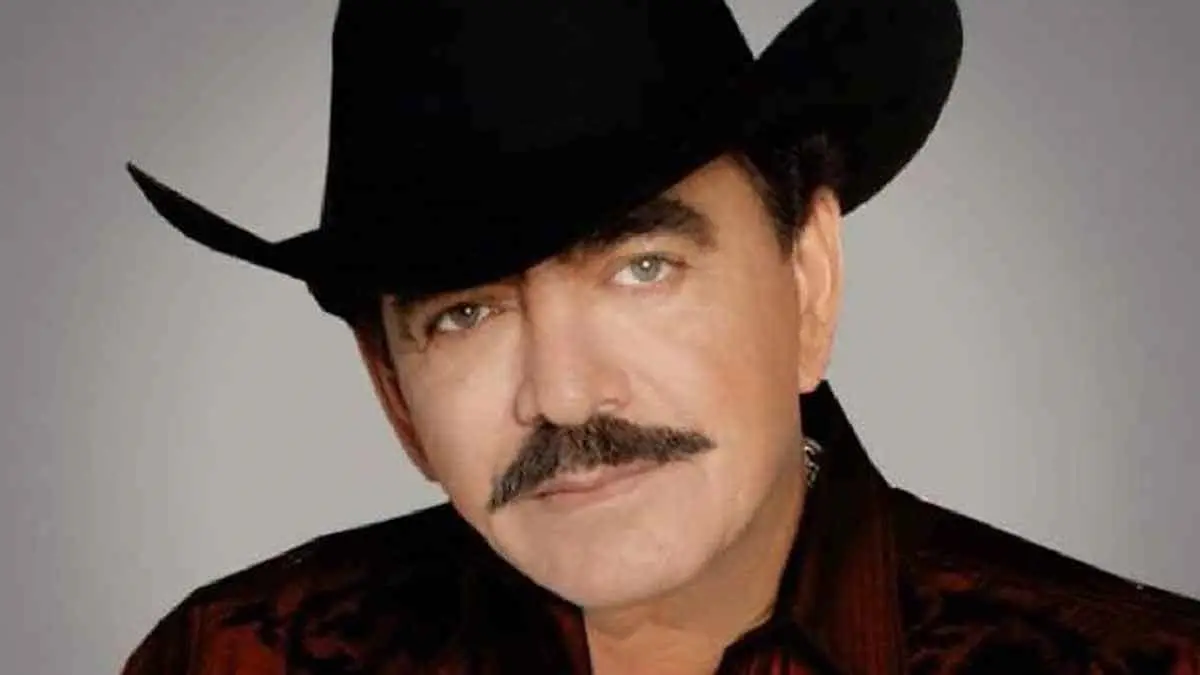 Mujeres ofrecían dinero a Joan Sebastian por un encuentro