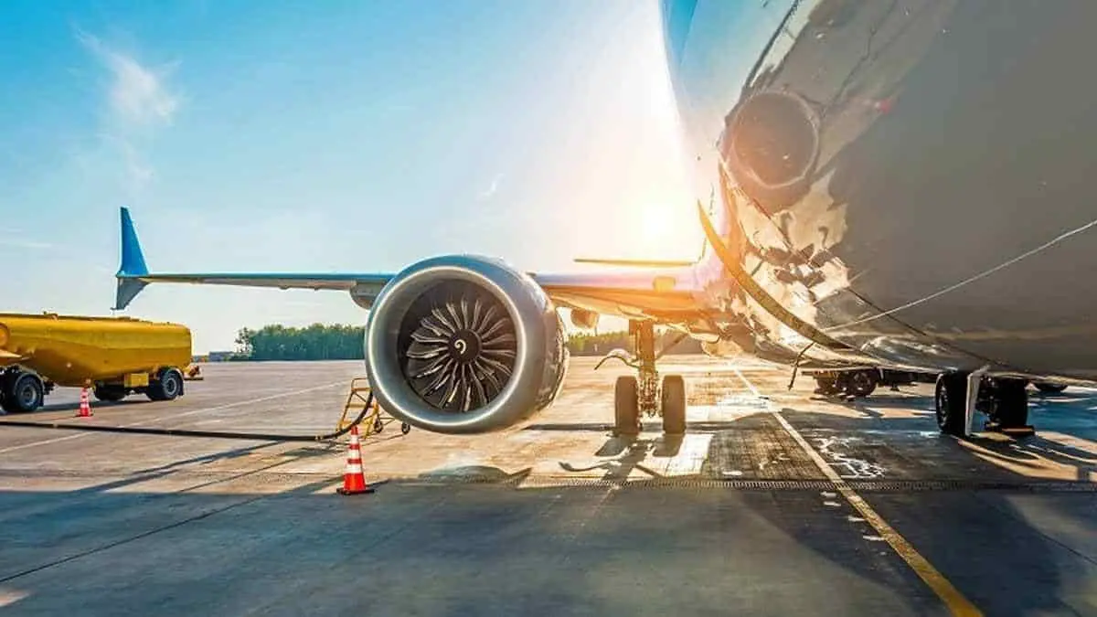¡Insólito!: Vuelo sale de China en 2022 y llega a EEUU en 2021