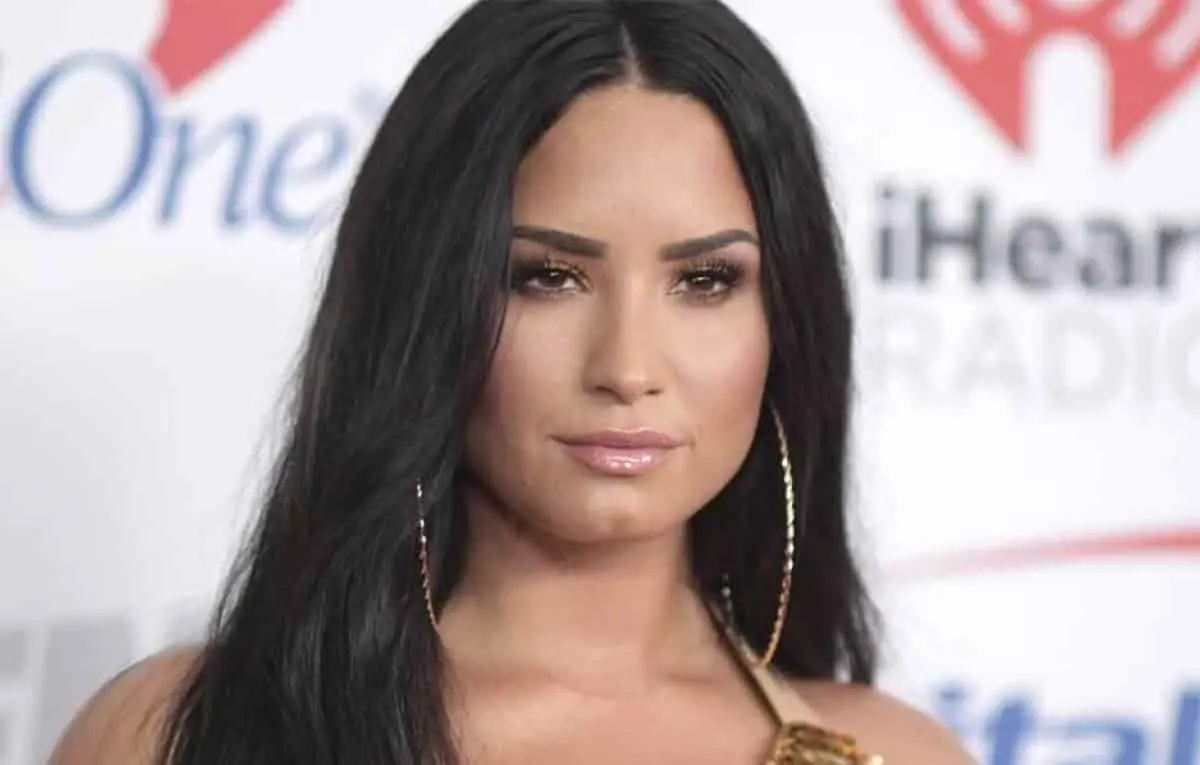 Demi Lovato vuelve a rehabilitación