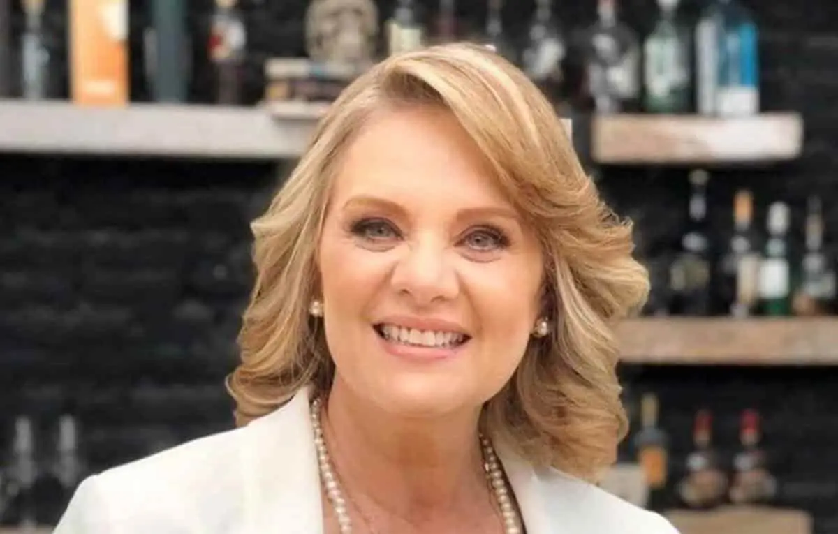 Erika Buenfil revela que dio positivo a Covid-19