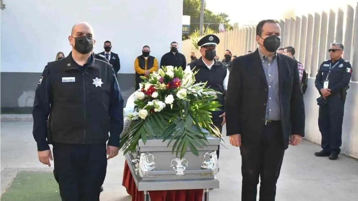 Rinden honores al policía caído Ramón Armando Ramírez