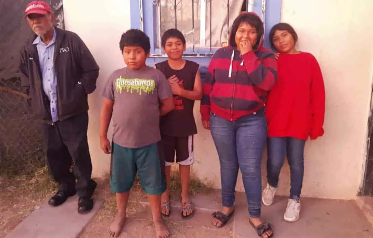 Buscarán regularizar situación académica de hermanos Gómez
