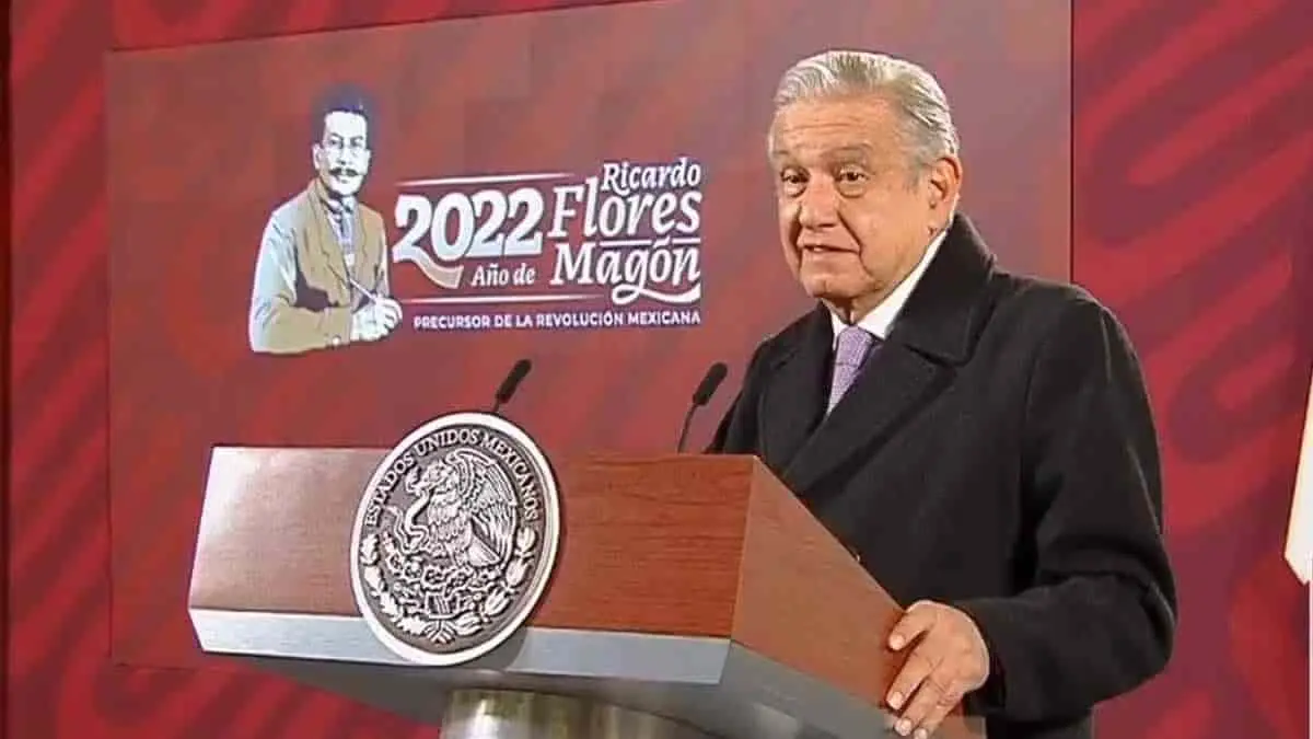 Retan a presidente de Femsa en la mañanera