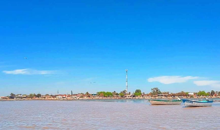 Se unen para limpiar malecón del Paredón