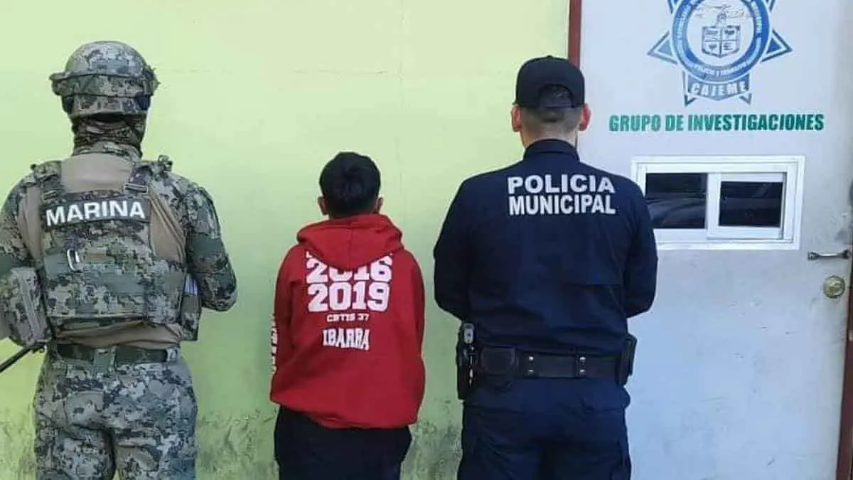 Detienen a jovencito asaltante