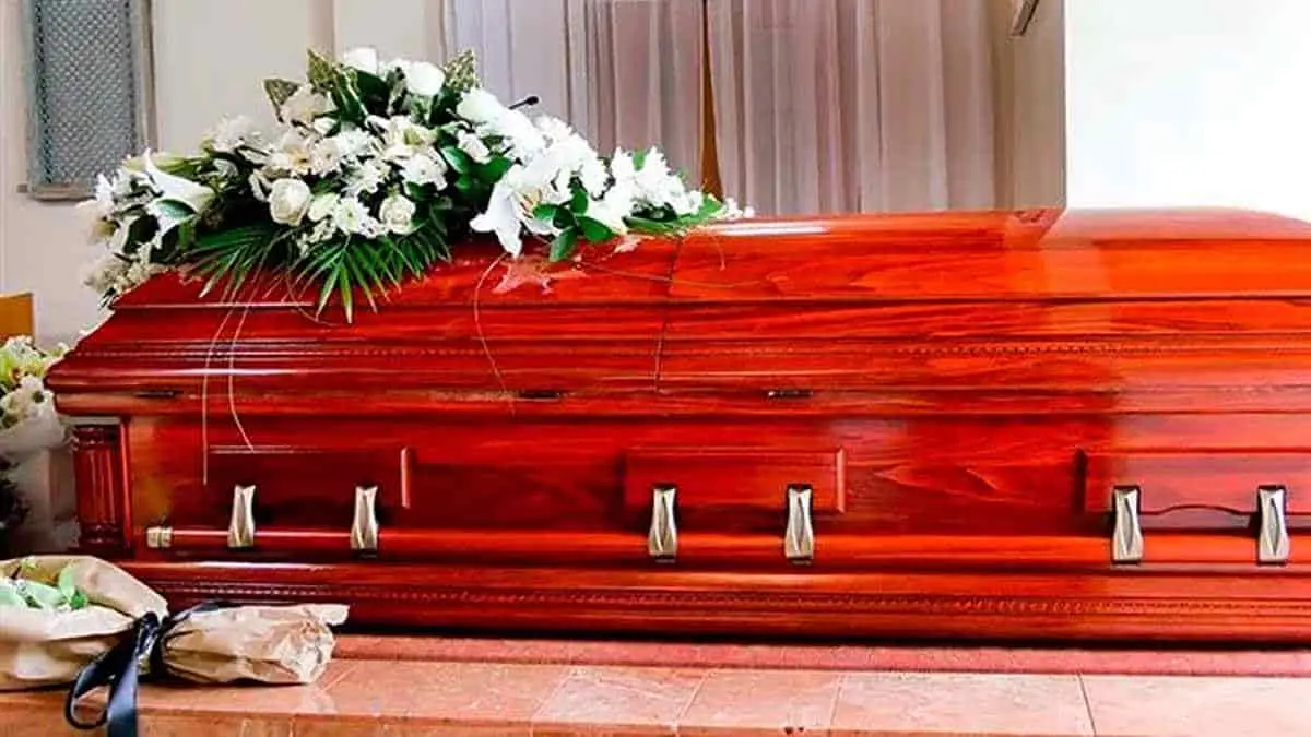 En hospital olvidan decirle a paciente que tiene cáncer y muere