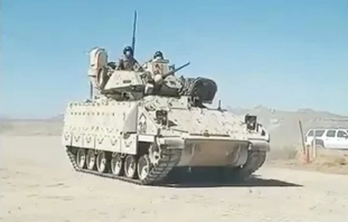 Video.- Tanques de guerra de EE.UU cuidan frontera con México