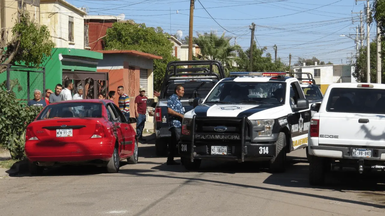 Detienen a cafre del volante tras persecución