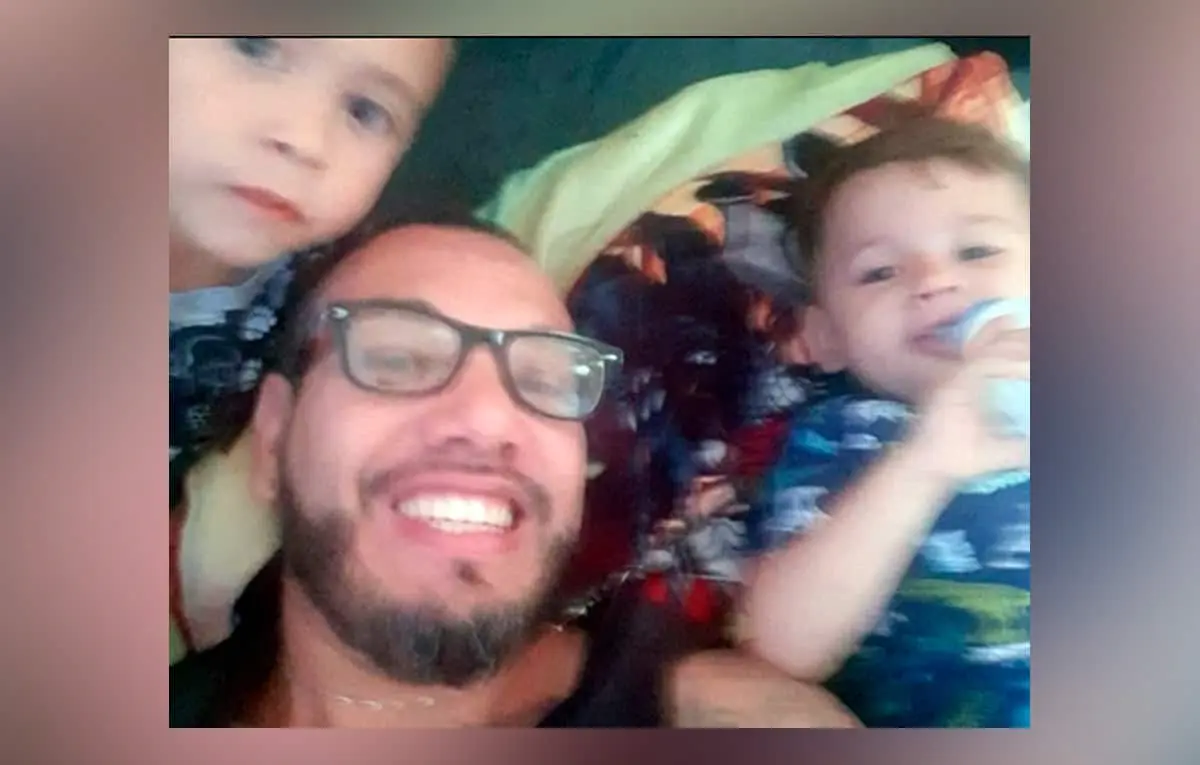 Madre desesperada pide ayuda para localizar a sus hijos