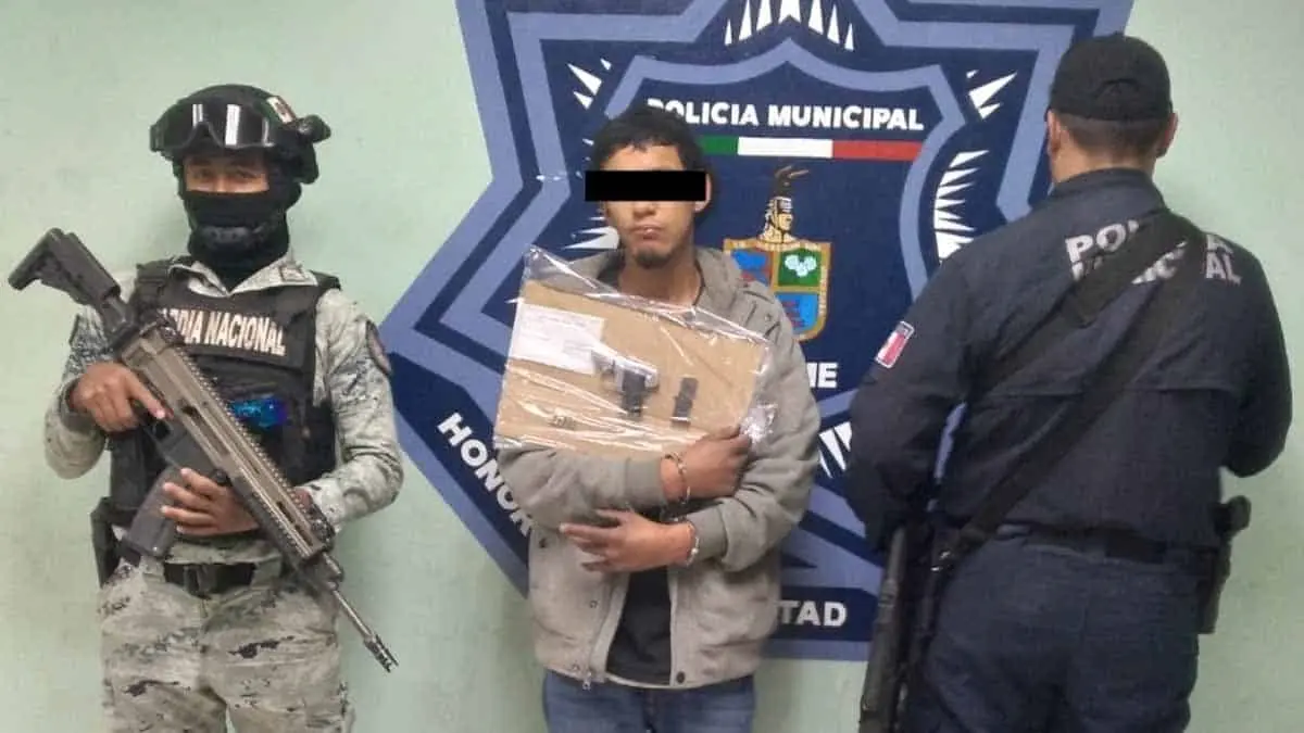Estuvo a punto de ingresar a barandilla con una pistola