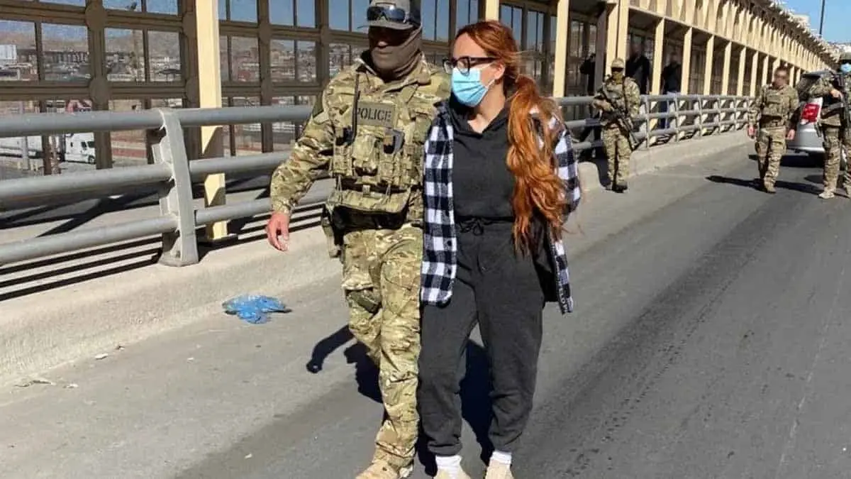 Cae en EU ex funcionaria acusada de robar 2 mdp en Chihuahua