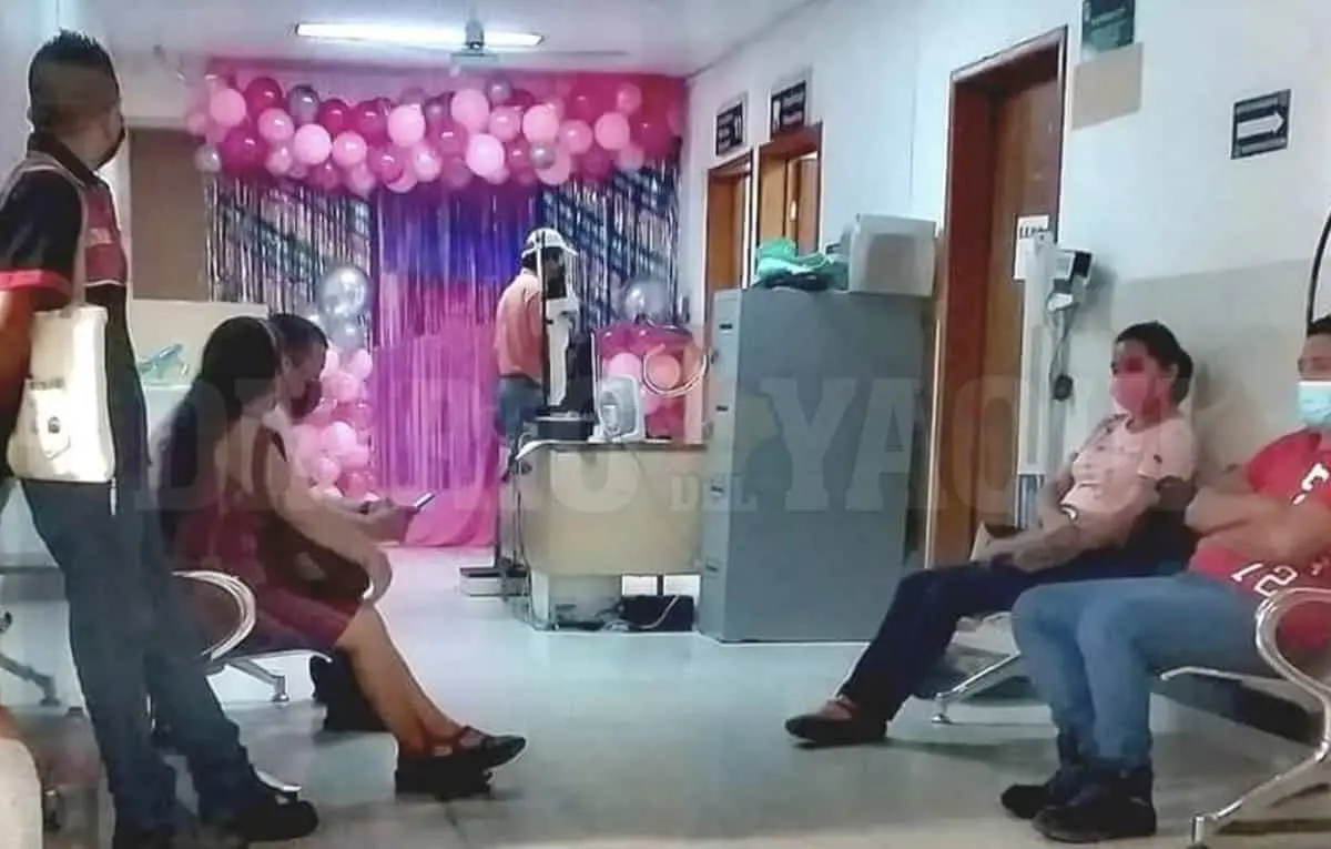 Arman fiesta en IMSS y dejan a pacientes esperando