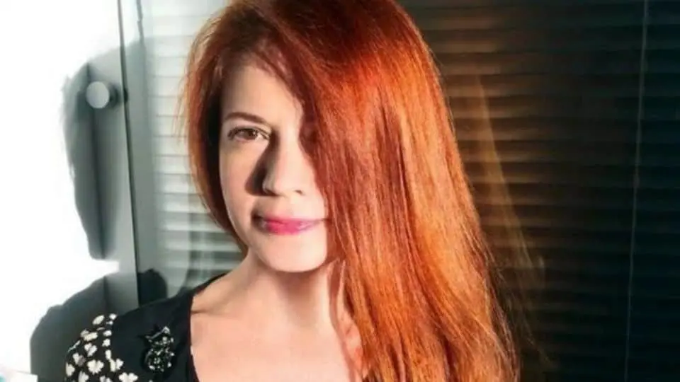 Muere periodista rusa durante bombardeo en Kiev
