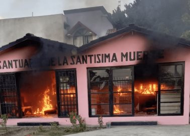 Sujeto quema capilla de la Santa Muerte porque Dios se lo pidió