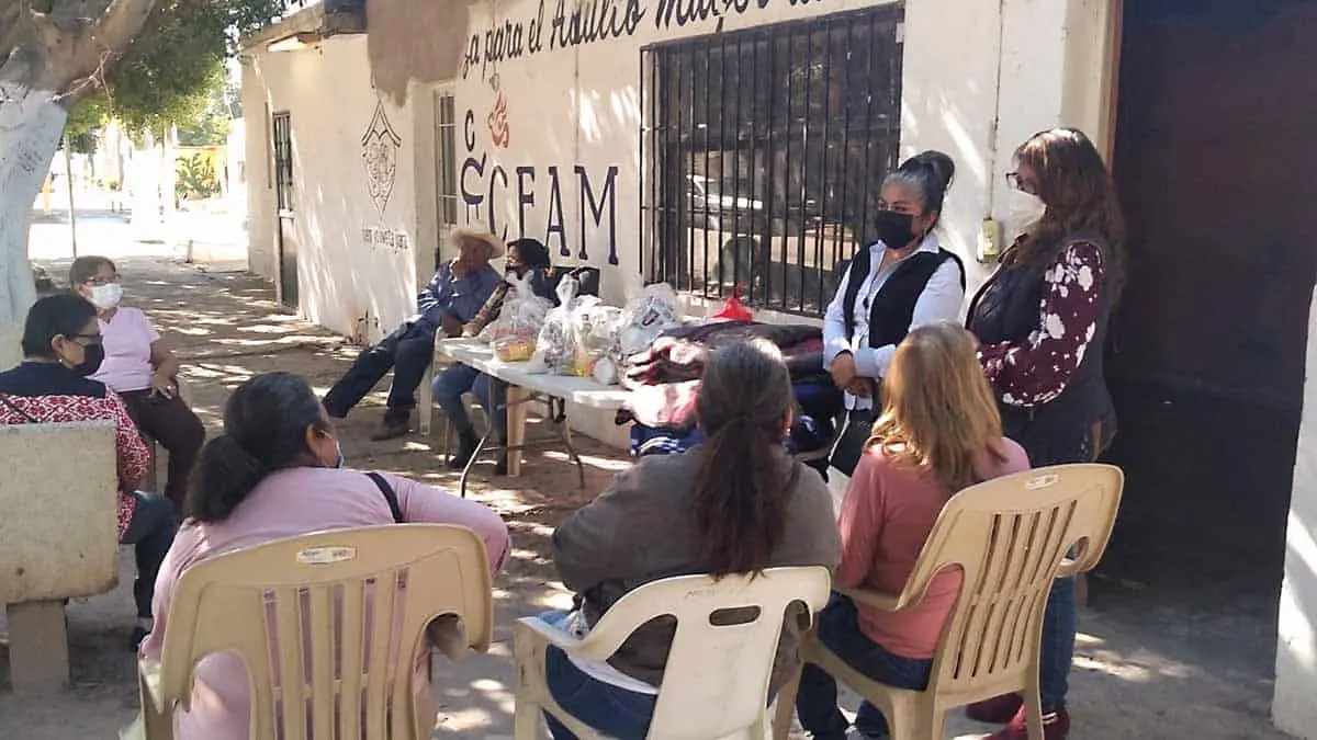 Abuelitos siguen esperando una casa para esparcimiento