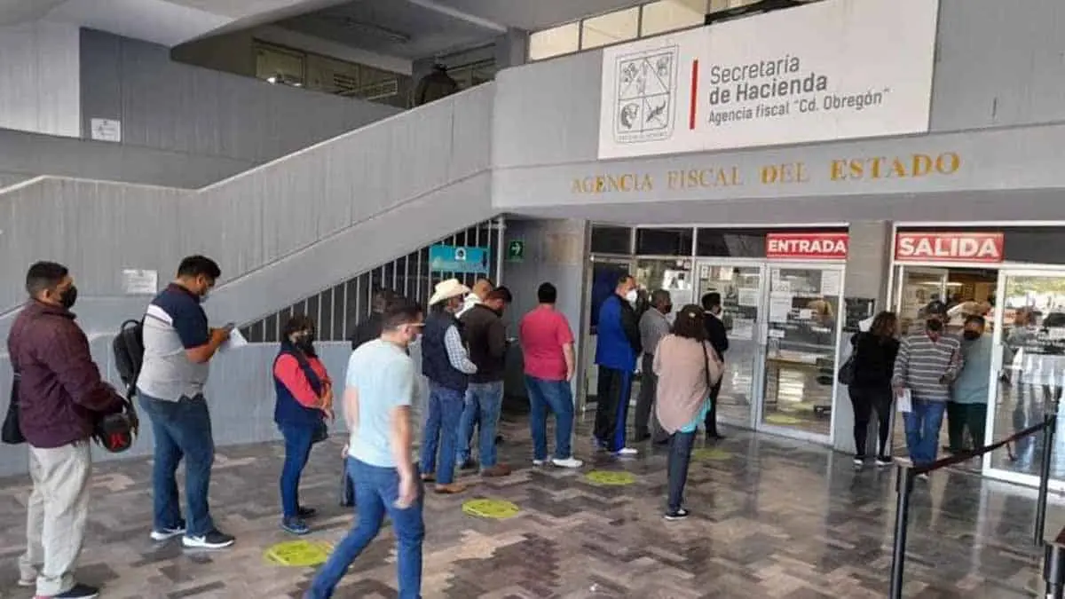 Llegan las placas a la Agencia Fiscal