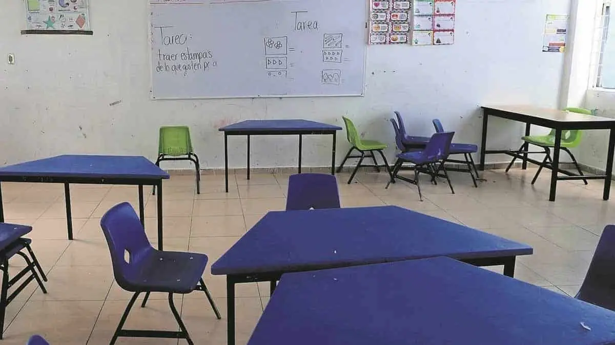 Maestra frustra intento de secuestro de niños en escuela