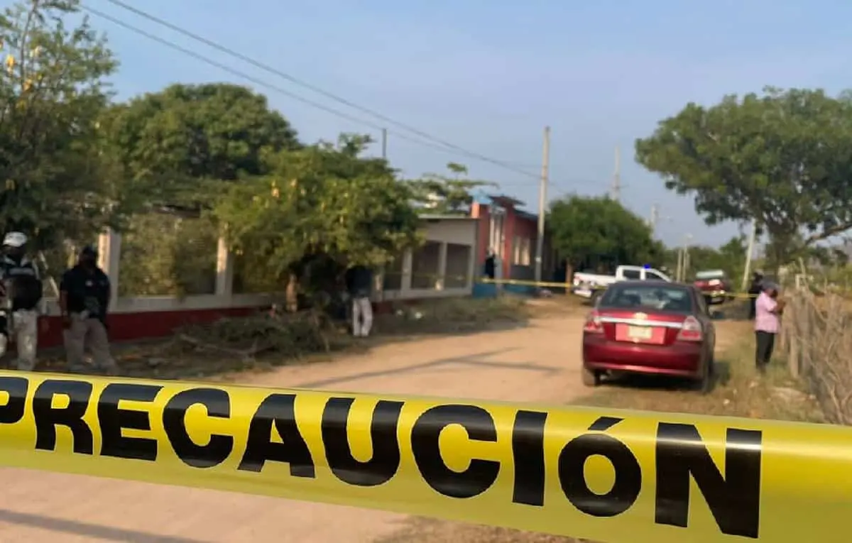 Madre envenena a sus cuatro hijos e intenta suicidarse
