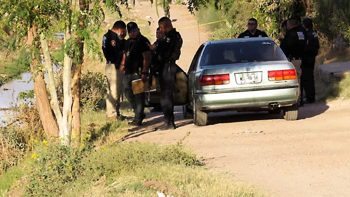 Ciudad Obregón: Hombre bajó de su auto para orinar y murió