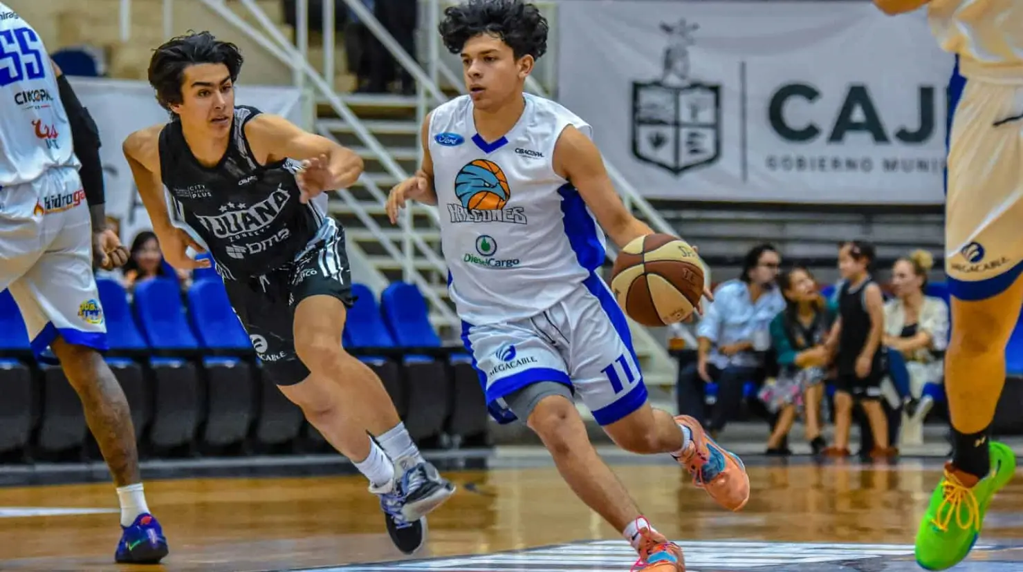 Zonkeys muy superior a Halcones en el primero de la serie 