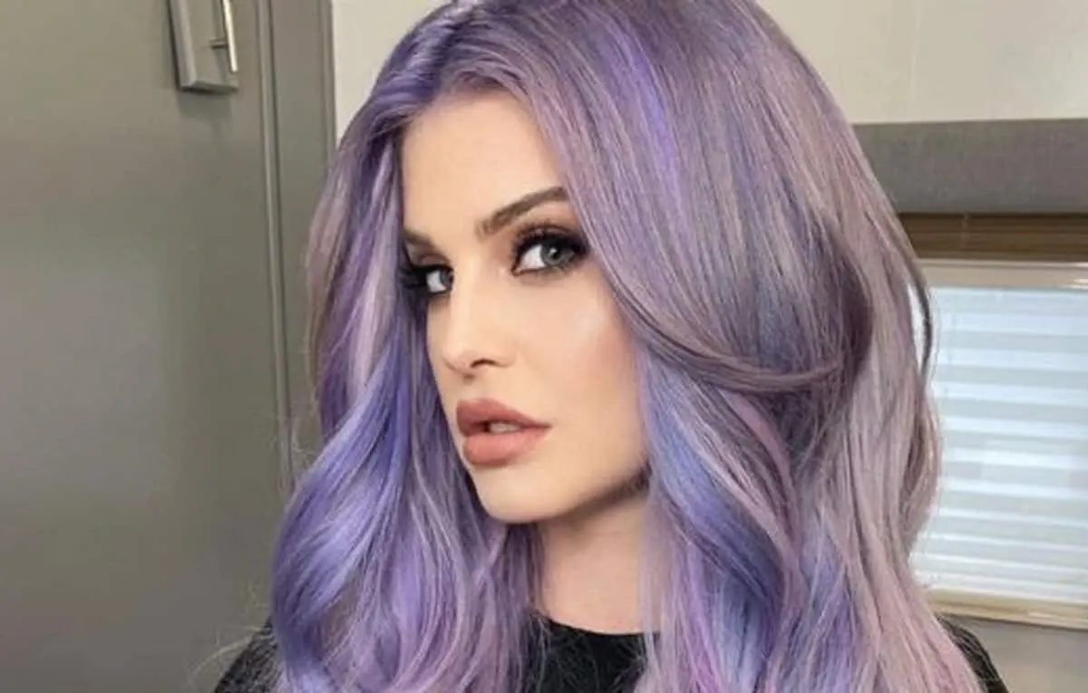 Kelly Osbourne revela que está esperando su primer bebé