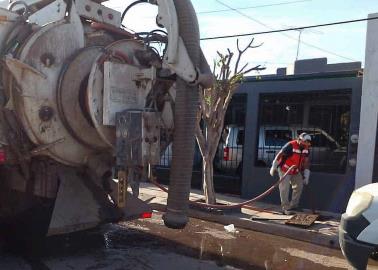 Basura provoca el taponamiento en el drenaje sanitario