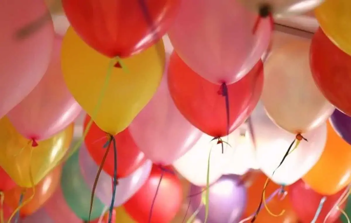 Muere niño tras inhalar helio de un globo de su cumpleaños