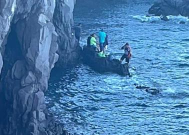 Vuelca lancha con 19 personas: mueren 7