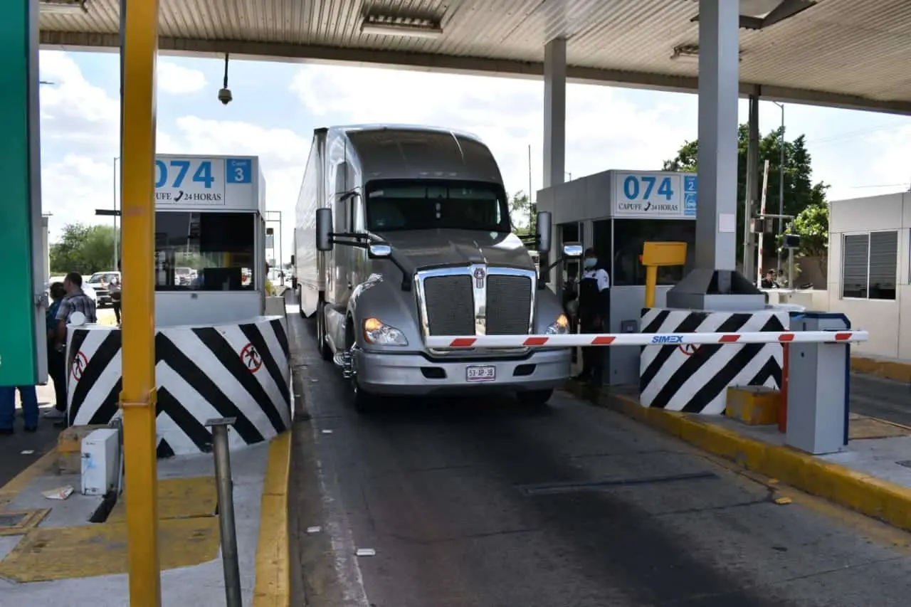 Claman transportistas por libre tránsito