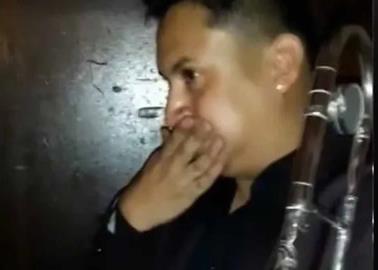 VIDEO: Músico llora al saber que tocará en boda de su exnovia