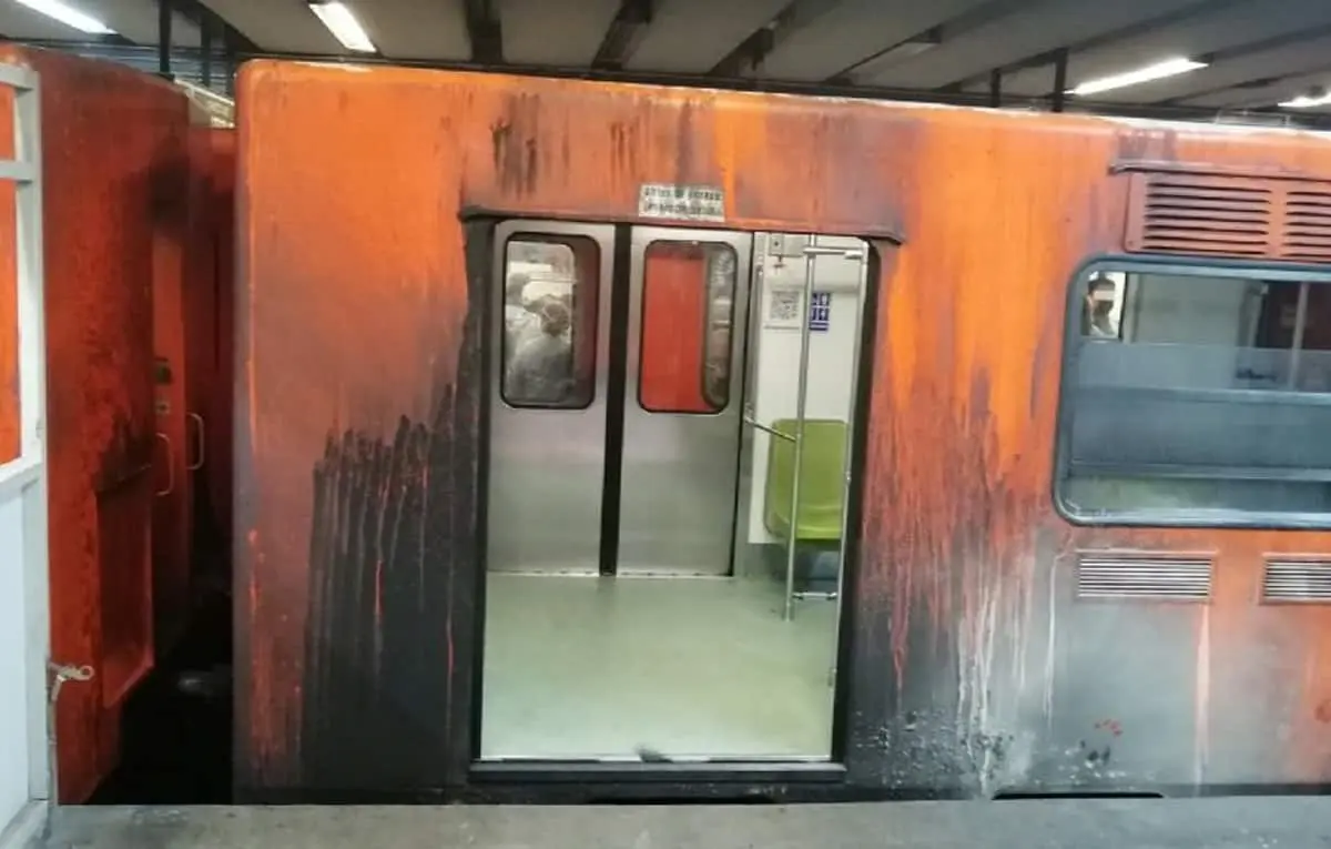 VIDEO. Se registra explosión en la Línea 9 del Metro CDMX