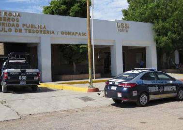 Detienen a agresivo sujeto con su mamá