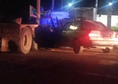 Chocan frente a motel de Providencia