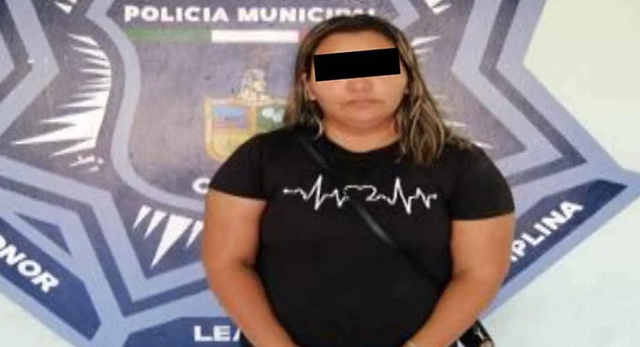 Detienen a agresiva mujer