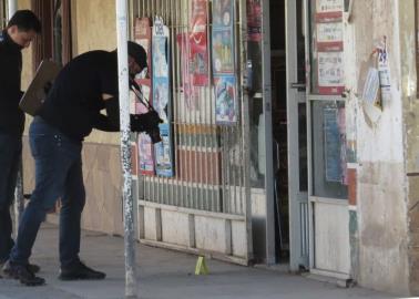 Lo atacan en abarrotes Lo atacan en abarrotes